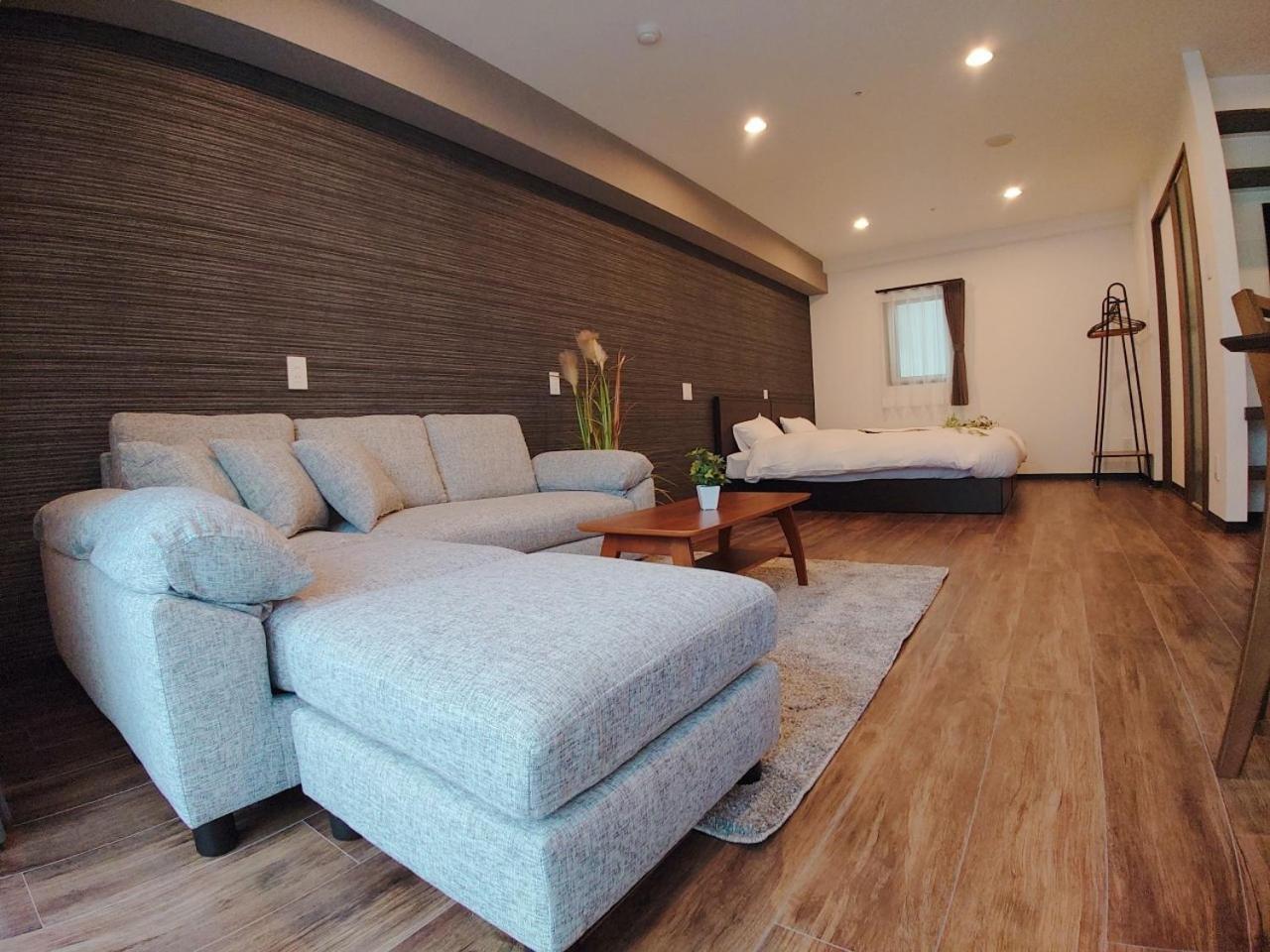 Vacation Rent 金沢 Apartment Kanazawa Bagian luar foto